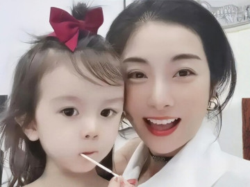 Từng bị chê ngông cuồng vì mua tinh trùng sinh con, người mẹ đơn thân giờ chuẩn bị sinh bé thứ 4, sở hữu tài sản gần 350...