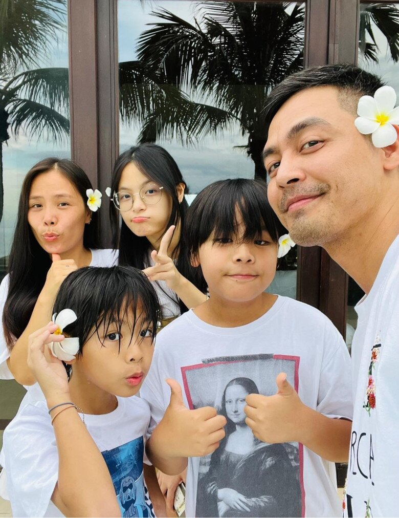 MC Phan Anh từng thường xuyên chia sẻ hình ảnh con gái đầu lòng.