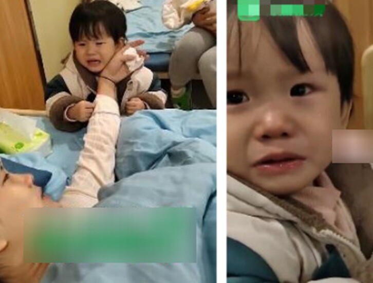 Bé gái 2 tuổi khóc suốt 40 phút khi thấy mẹ đau vì sinh em, hôn lên mặt mẹ rồi nói một câu khiến cả phòng nghẹn ngào - 1