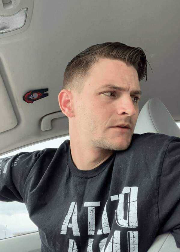 Ông bố bị bất ngờ khi nghe được câu hỏi từ con gái 5 tuổi.