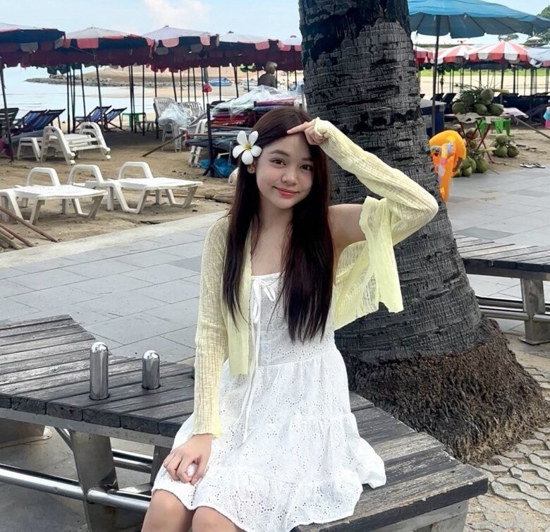 Bé gái Hà Nội xinh đẹp được khen trên báo Mỹ giờ lớn khác biệt, học trường quốc tế học phí 100 triệu/năm - 11