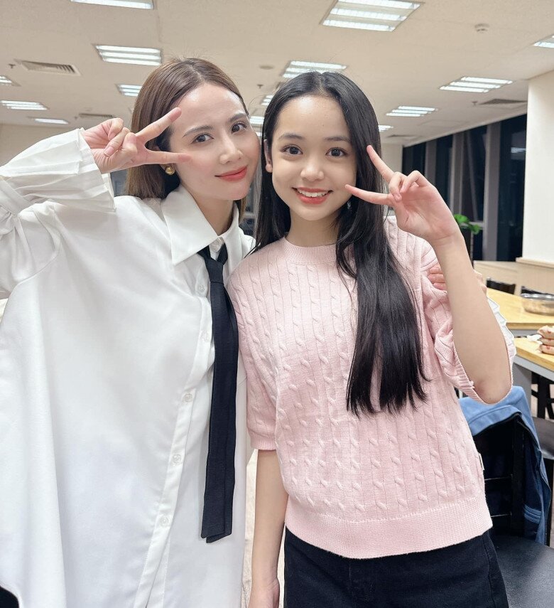 Bé gái Hà Nội xinh đẹp được khen trên báo Mỹ giờ lớn khác biệt, học trường quốc tế học phí 100 triệu/năm - 10