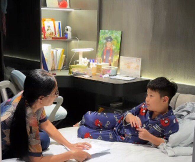 Xem video: Bé Đậu học Toán