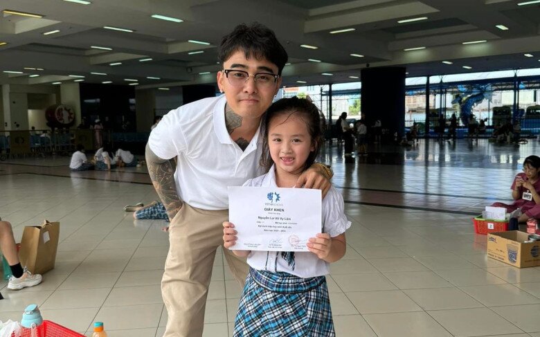 Cindy Lư thích thú khi con gái được khen amp;#34;ở chung nhà càng lâu càng giống bố dượng Đạt Gamp;#34; - 8