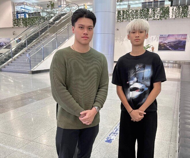 Lớn hơn chút nữa thì thích nhuộm tóc với màu sắc đầy cá tính.