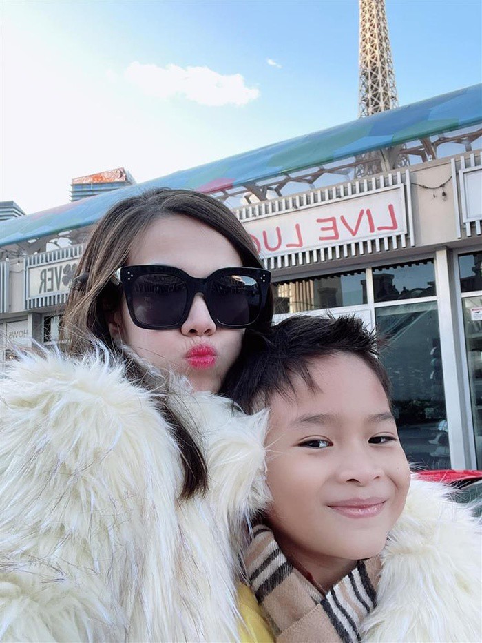 Em gái Thanh Thảo hiếm hoi xuất hiện cùng con trai ruột, khoe bé Jacky Minh Trí 14 tuổi vừa đẹp trai vừa chững chạc - 7