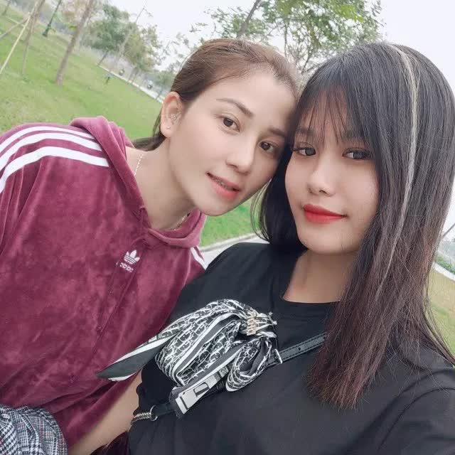 Hiệp Gà và các vợ cũ hiện có mối quan hệ bình thường, cùng chăm lo cho các con.