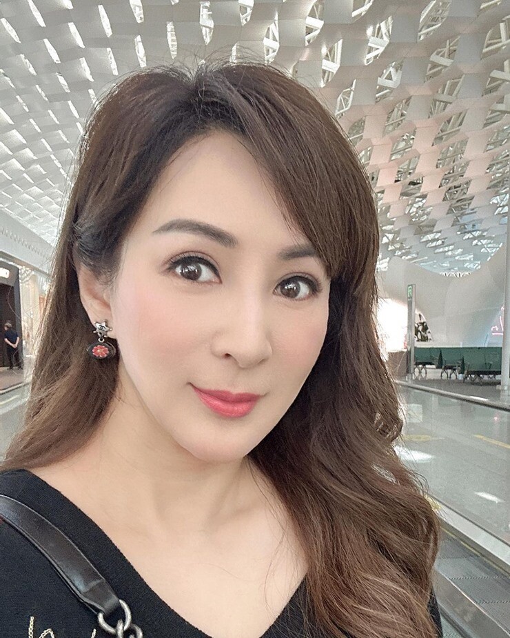 Hoa hậu La Lâm trẻ trung của hiện tại.