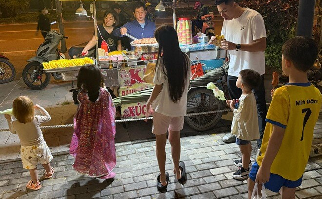 Xôn xao lan truyền bảng lương giúp việc chăm trẻ, dân tình: Đố ông chồng nào dám nói amp;#34;Có mỗi việc ở nhà chăm con...amp;#34; - 15