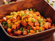 Yêu con - Loại rau ăn sống tốt hơn nhiều khi nấu chín, trẻ ăn nửa bát là đủ loại nhu cầu vitamin giúp tăng cường thị lực cho trẻ