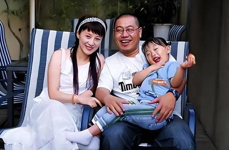 Nhận 9 tỷ đồng sau 6 ngày hẹn hò, bạn thân Triệu Vy bị nói không sinh con vì chê chồng xấu, đây là dung mạo đứa trẻ! - 5