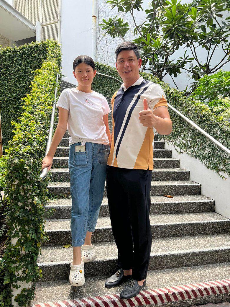 Vợ Bình Minh khoe con gái xinh đẹp, học trường xịn, tốt nghiệp tú tài THPT được tuyển thẳng ĐH hàng đầu thế giới - 2