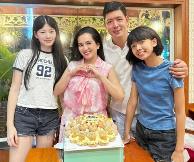 Vợ Bình Minh khoe con gái xinh đẹp, học trường xịn, tốt nghiệp tú tài THPT được tuyển thẳng ĐH hàng đầu thế giới - 1