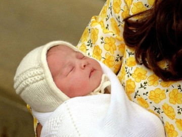 25 năm Hoàng gia Anh mới có tiểu công chúa đẹp tuyệt trần, ảnh mới nhất lên 10 tuổi được người dân khen nức nở