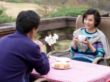 Yêu con - Tôi 52 tuổi, đã mãn kinh lại bắt đầu hẹn hò, con cái từ phản đối đến chấp nhận sau một câu nói của bạn trai tôi