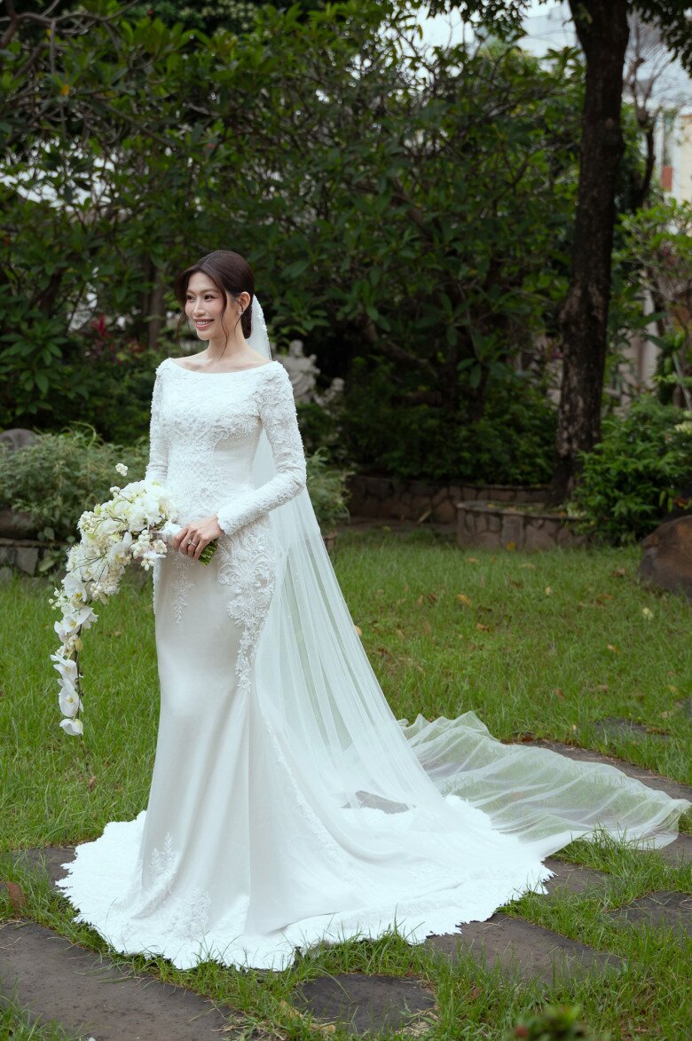 Hai nàng dâu hào môn tháng 10: Đỗ Thị Hà và Chế Nguyễn Quỳnh Châu mỗi người một  vẻ nhưng có một điểm chung - 3