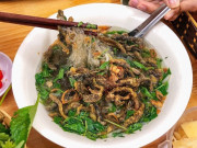 Lifestyle - 2 quán miến lươn ở Hà Nội được Michelin vinh danh: Tồn tại suốt 40 năm giữa lòng phố cổ vẫn nườm nượp khách