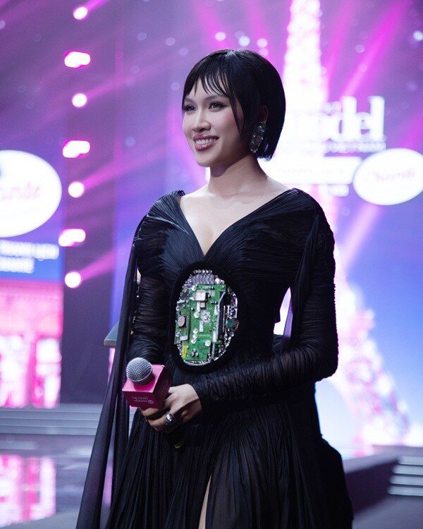 Thanh Thanh Huyền liên tục biến hoá phong cách, từ thanh lịch đến cá tính đều amp;#34;cân đẹpamp;#34; - 5