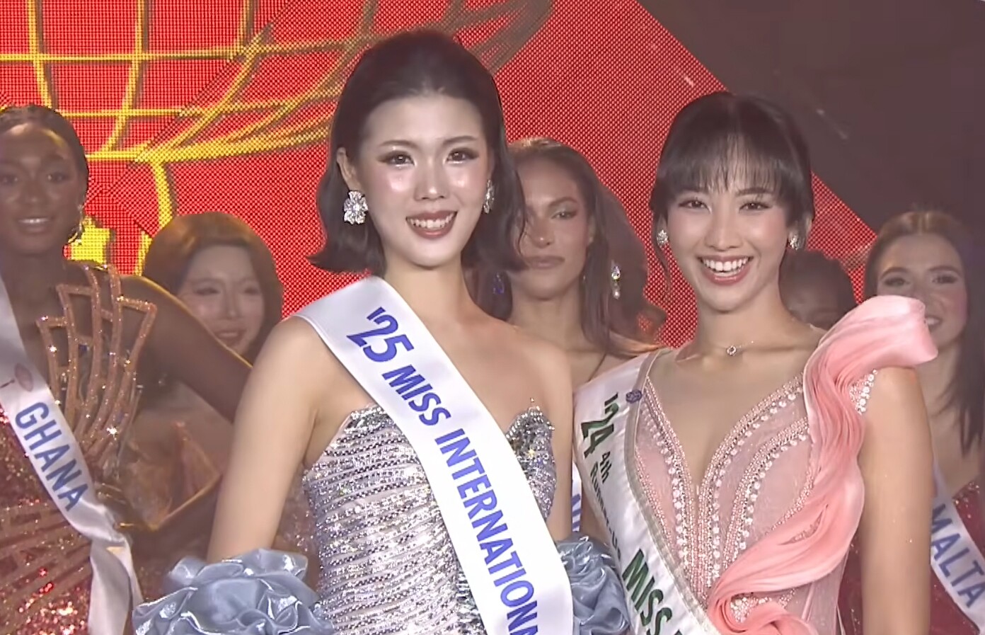 Trực tiếp chung kết Miss International 2025: Tân Hoa hậu chính thức gọi tên người đẹp Colombia - 15