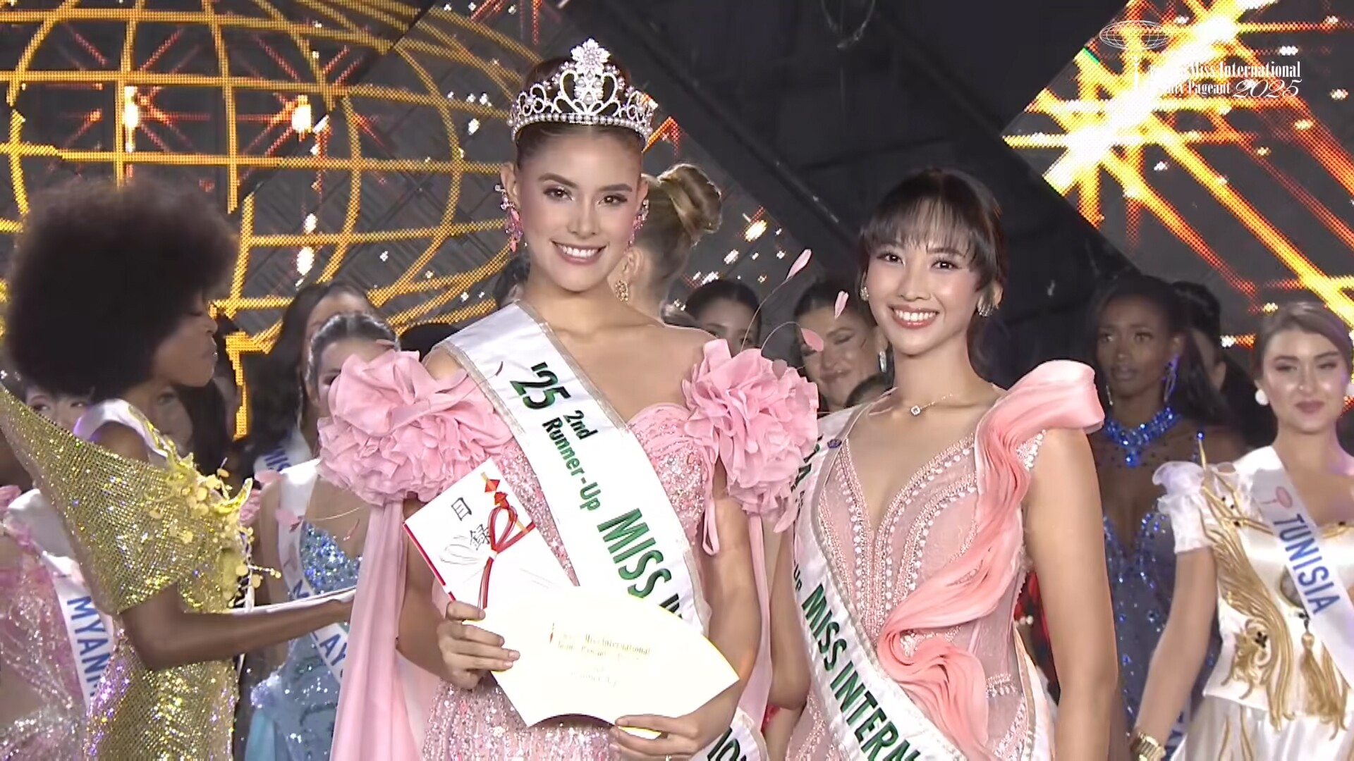 Trực tiếp chung kết Miss International 2025: Tân Hoa hậu chính thức gọi tên người đẹp Colombia - 3
