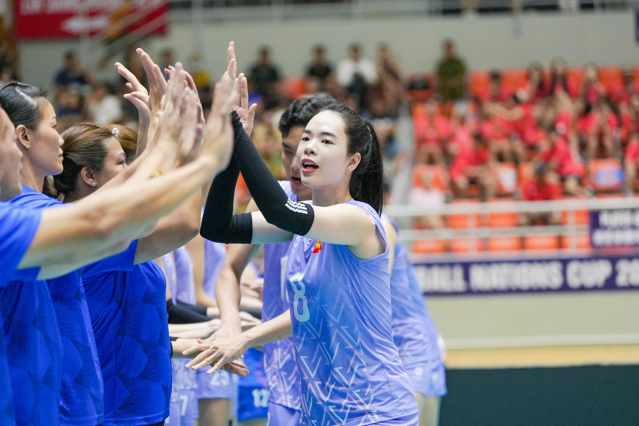 Lê Thanh Thúy sở hữu chiều cao 1m80, thi đấu ở vị trí phụ công, là vận động viên bám chắn ghi điểm hàng đầu của tuyển Việt Nam. Cô cũng khiến các mũi tấn công của đội bạn sợ hãi vì khả năng ráp chắn tốt, sức bật cao.