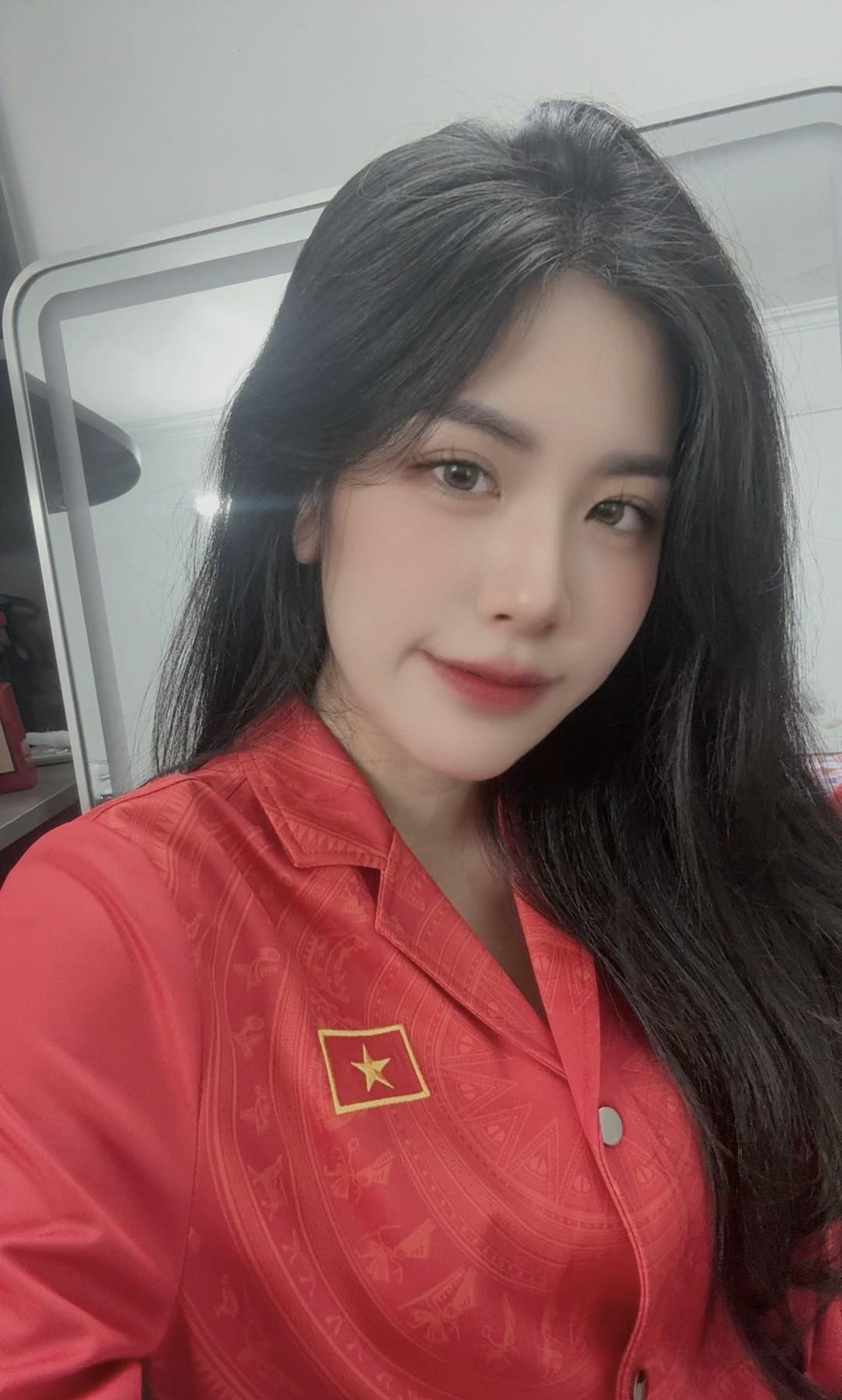 Hồng Ngọc cho biết bản thân chỉ chơi cho vui nhưng dần dần trở thành game thủ chuyên nghiệp lúc nào chẳng hay.