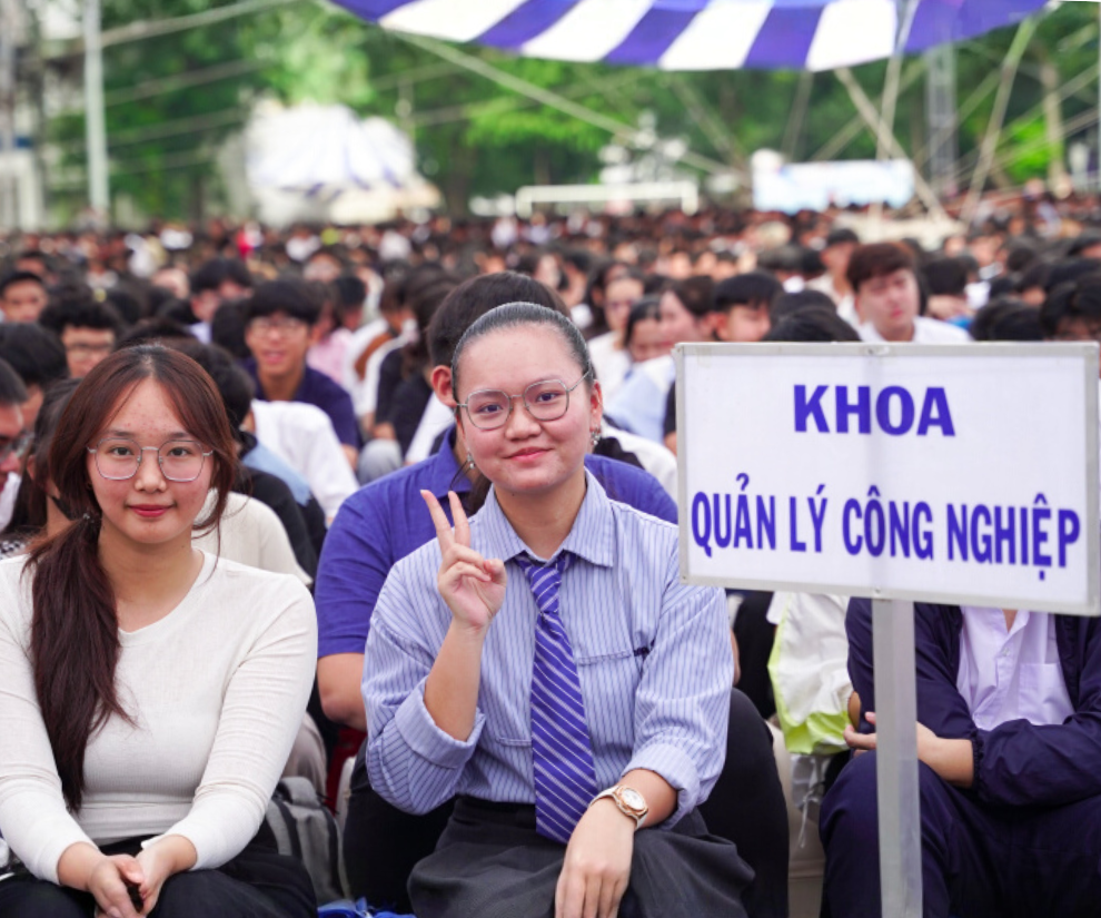 Quản lý công nghiệp là lĩnh vực kết nối giữa kỹ thuật, công nghệ và quản trị, góp phần tạo nên nền tảng vận hành vững chắc của mỗi doanh nghiệp.