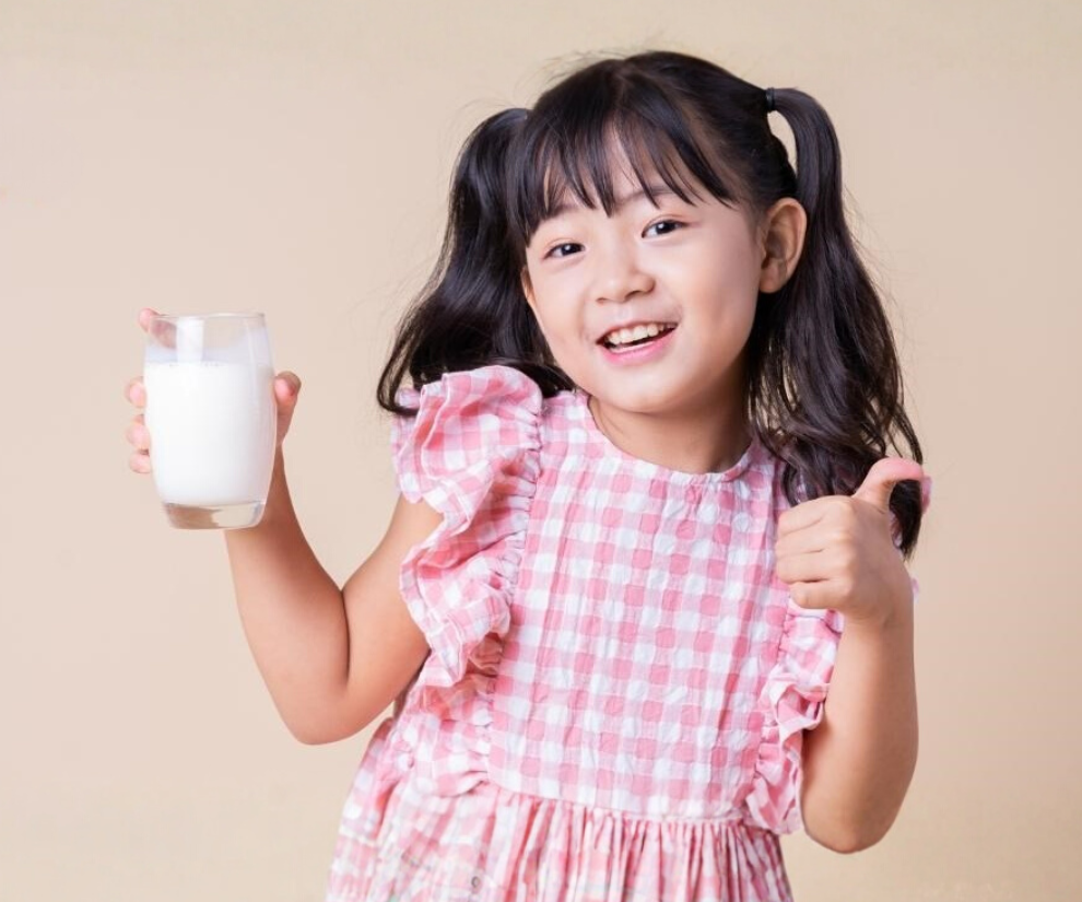 Đặc biệt là khi thời tiết chuyển sang mùa đông - thời điểm sức đề kháng của trẻ dễ suy giảm, việc bổ sung dinh dưỡng hợp lý đóng vai trò đặc biệt quan trọng.