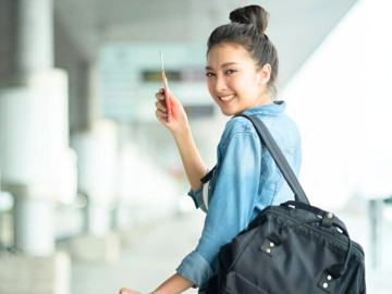 Mách chị em những vật dụng “nhỏ mà có võ”, nhất định phải bỏ túi khi du lịch nước ngoài, món cuối chỉ từ 10.000 đồng