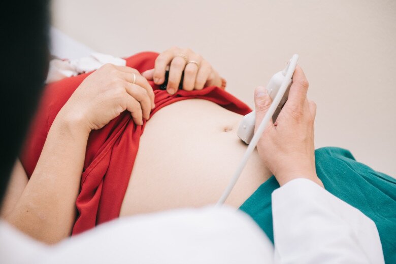 Siêu âm định kỳ giúp thai phụ phát hiện ra bất thường ở tim thai nhi để sớm có biện pháp can thiệp. Ảnh minh họa.