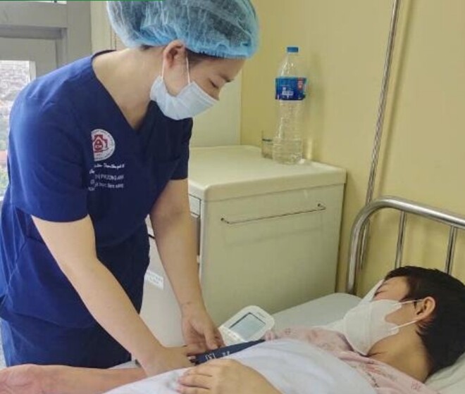 Bệnh nhân đang được theo dõi sức khỏe tại bệnh viện. Ảnh: BVCC. 