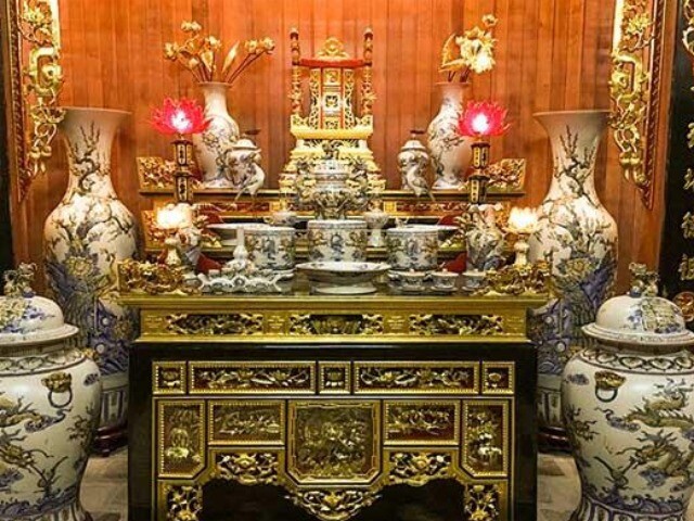 Sự khác nhau của bàn thờ gia tiên miền Nam và bàn thờ gia tiên miền Bắc