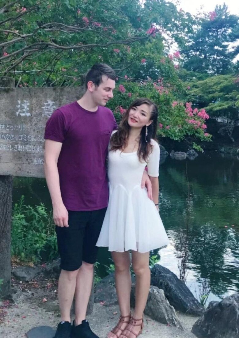 8X amp;#34;cưa đổamp;#34; trai Anh kém 3 tuổi, chàng rể Tây sẵn sàng ở rể, được bố vợ giao trọn tài sản - 3