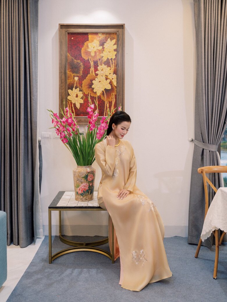 Bên trong biệt thự nhà vườn của chồng Á hậu Hương Ly: Cây cổ thụ tiền tỷ, hồ cá Koi và cầu đỏ đẹp như phim - 11