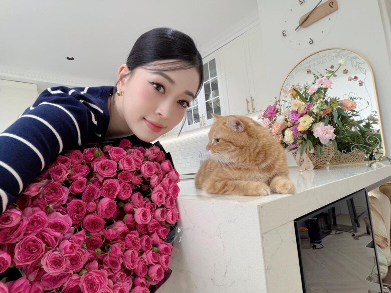 img src/upload/4-2025/images/phuongnth/can-ho-cua-binh-an---phuong-nga-lot-xac-ngoan-muc-sau-3-nam-don-ve-o-gio-sang-nhu-khach-san-___n-1766676793-308-width780height1104.jpg /