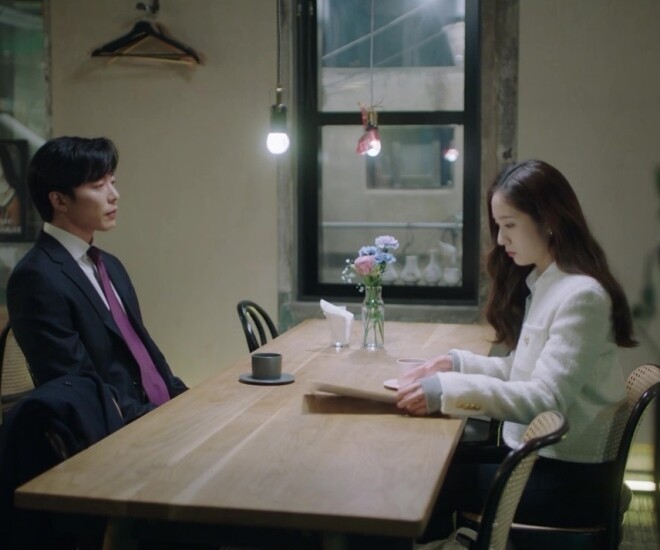 Vào làm chưa đầy một tháng, sếp bảo tôi đi công tác nước ngoài cùng anh. (Ảnh minh họa)