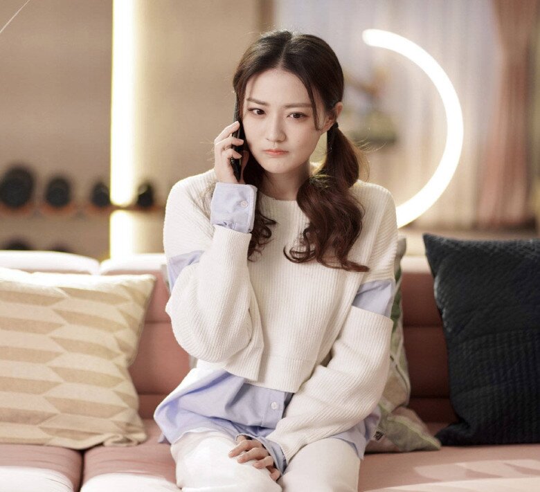 Mỗi lần mẹ ruột gọi điện hỏi về số tiền hồi môn, tôi luôn ậm ừ cho qua. (Ảnh minh họa)