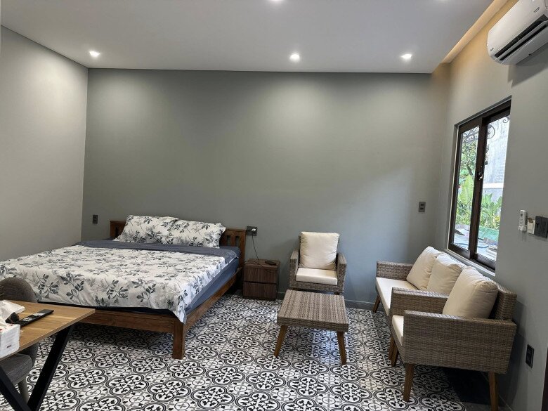 Căn nhà tuy nhỏ nhưng vẫn được bố trí đầy đủ công năng. 