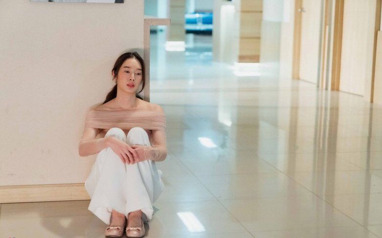 Tôi đem hai người đàn ông ra so sánh, và càng so sánh, tôi càng đau. (Ảnh minh họa)