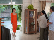 Yêu - Bị bố dượng đuổi đi ngay sau khi ông cưới mẹ tôi, hôm sau về thấy cảnh trong nhà tôi nghẹn lời