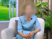 Yêu - Mẹ tai biến nằm một chỗ, bố họp gia đình dẫn theo người lạ về, đưa ra yêu cầu khiến cả nhà náo loạn