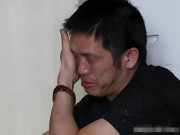 Yêu - Thấy con trai giống một vị khách trong đám cưới, người đàn ông lén xét nghiệm ADN rồi bẽ bàng trước sự thật