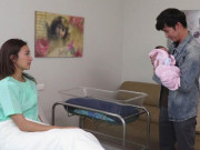 Yêu - Thấy vợ cũ sinh con giống hệt mình sau 7 tháng ly hôn, tôi đến nhận con rồi choáng váng trước sự thật