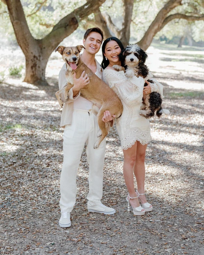 Mỹ nhân Cần Thơ là ngôi sao nổi tiếng Hollywood, cưới “cướp biển” sau 9 năm yêu, giờ hạnh phúc viên mãn - 4