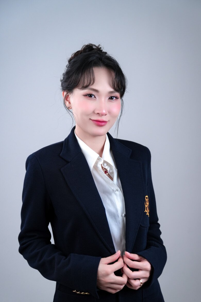 Chị Như Lan.