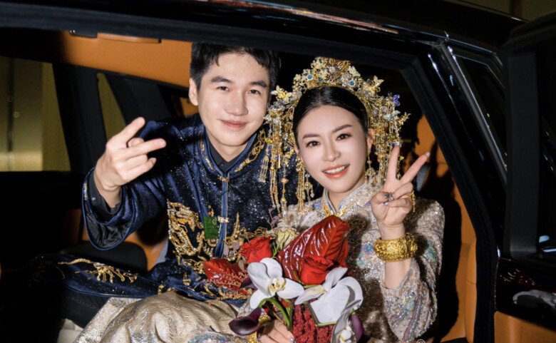 Phải lòng trai trẻ kém 20 tuổi, phú bà làm mẹ đơn thân kiếm 18,5 tỷ/năm cưới vội sau gần 1 năm yêu - 11