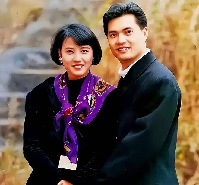 Tài tử gốc Việt là tỷ phú khét tiếng Cbiz, cưới 3 đời vợ đều là mỹ nhân, U70 trẻ đẹp như ngoài 30 tuổi - 3