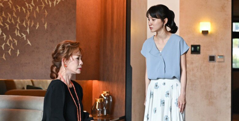 Tối hôm đó, mẹ chồng đã vào phòng tôi nói chuyện. (Ảnh minh họa)