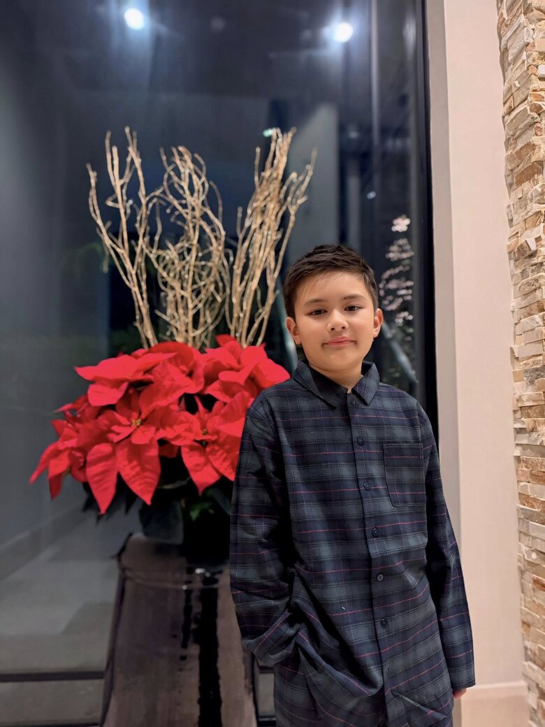 Vợ cũ Đan Trường trang trí biệt thự 1.500m2 đón Giáng sinh, góc nào cũng rực rỡ - 5