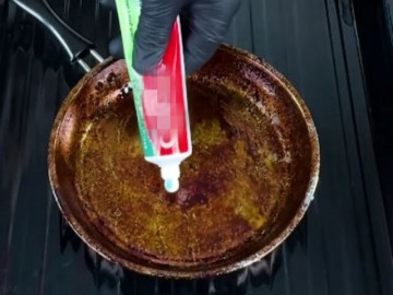 Thử cho kem đánh răng vào nồi chảo, tôi sốc khi thấy kết quả sau 30 phút!